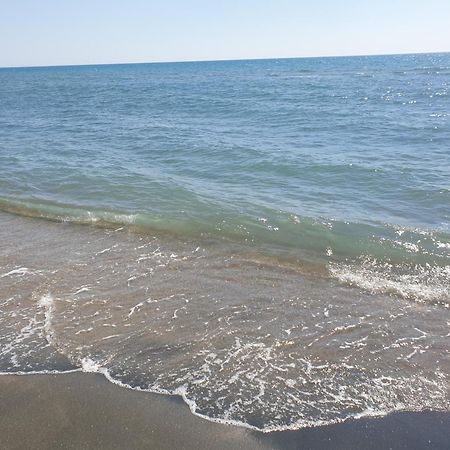 Trilocale Lido Di Roma Apartment Lido di Ostia Bagian luar foto