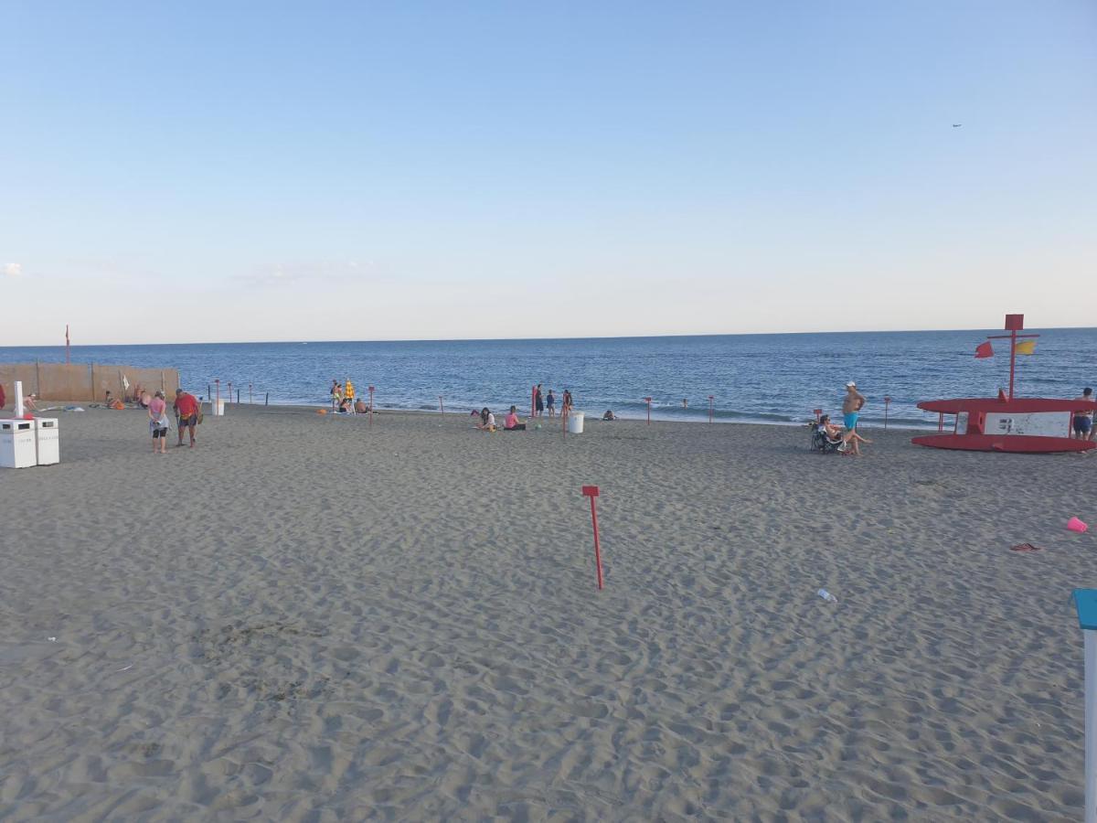 Trilocale Lido Di Roma Apartment Lido di Ostia Bagian luar foto
